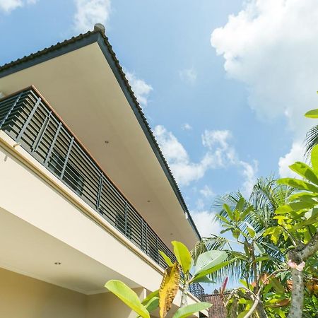 Melody Guest House Jimbaran  Ngoại thất bức ảnh