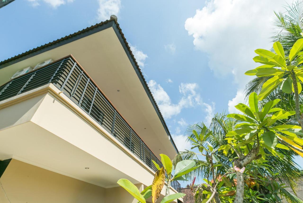 Melody Guest House Jimbaran  Ngoại thất bức ảnh
