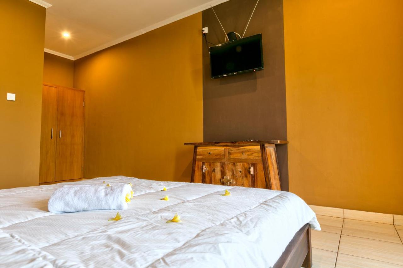 Melody Guest House Jimbaran  Ngoại thất bức ảnh